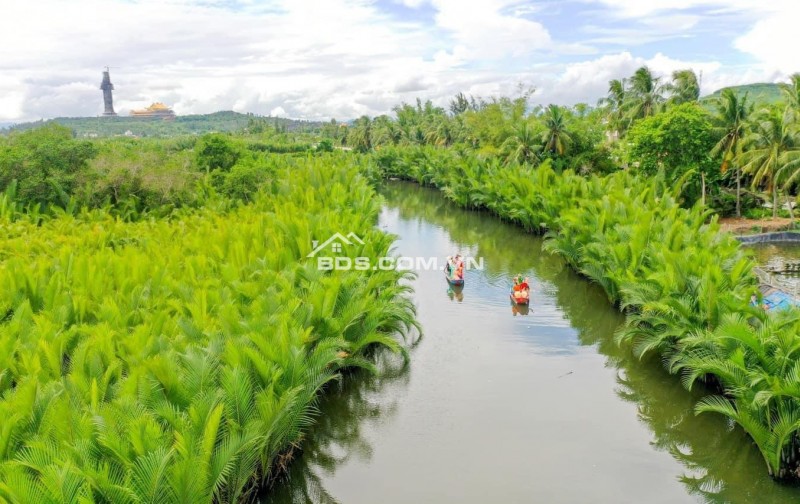 Mặt tiền Mỹ Trà Mỹ Khê đối diện KDL Thiên Mã Sơn, 200m2(9m ngang) SHR, giá 2.7 tỷ thương lượng